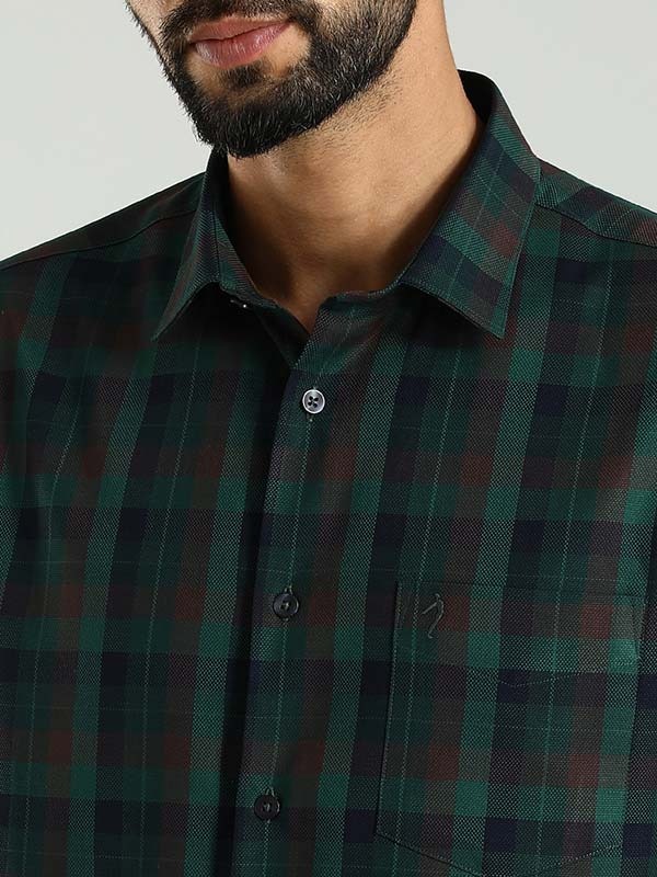 Indian Terrain Men's Regular Fit Full Sleeve Checkered Green Shirt